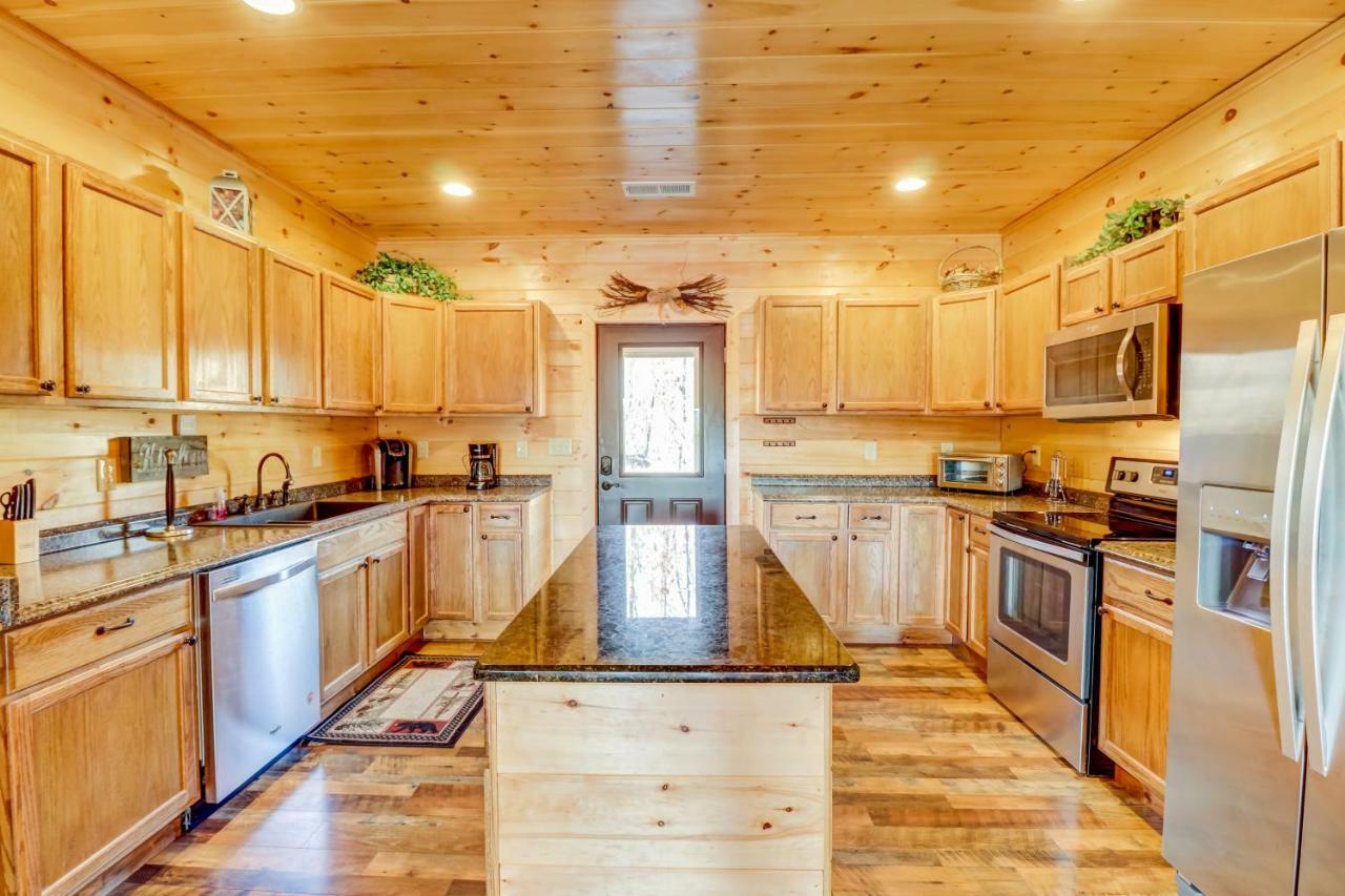 4 Bed 3 Bath Vacation Home In Bryson City Bagian luar foto