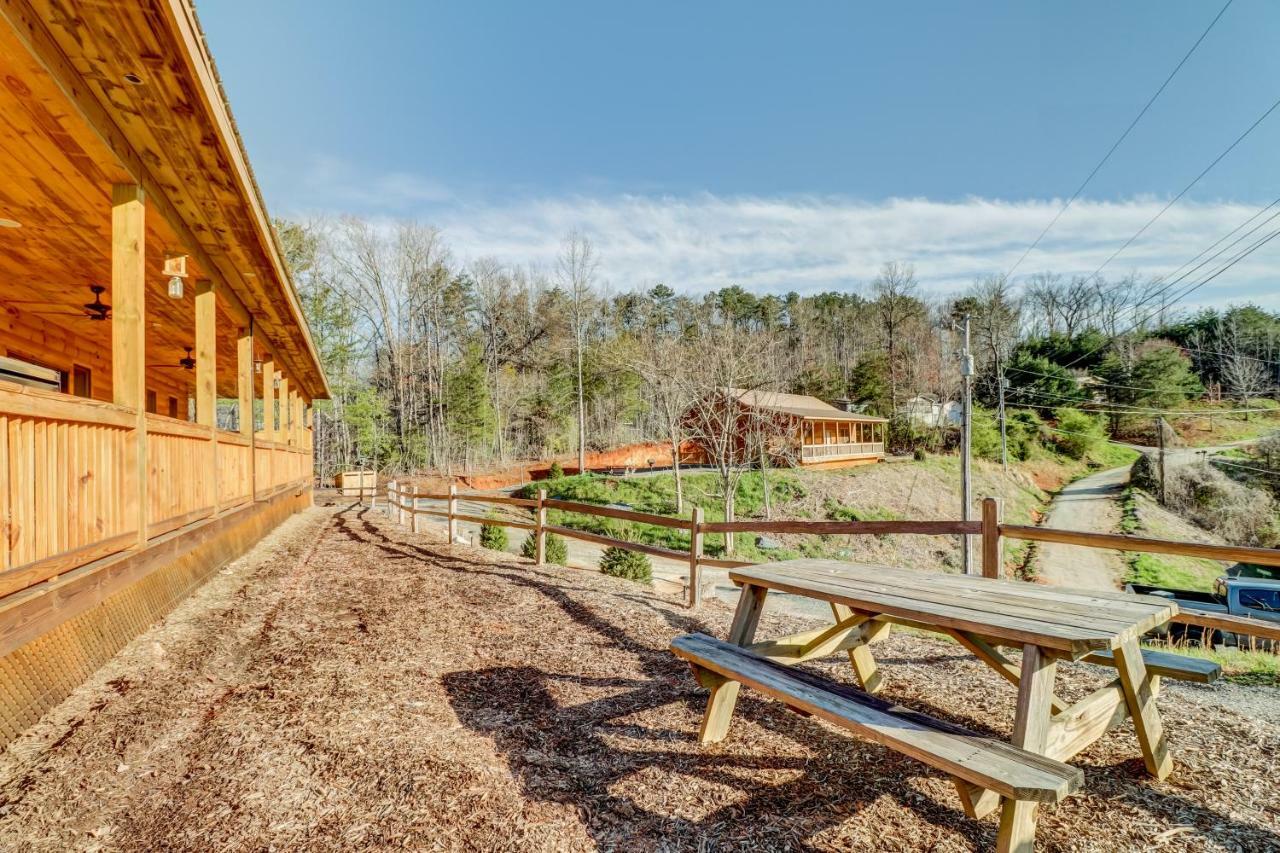 4 Bed 3 Bath Vacation Home In Bryson City Bagian luar foto